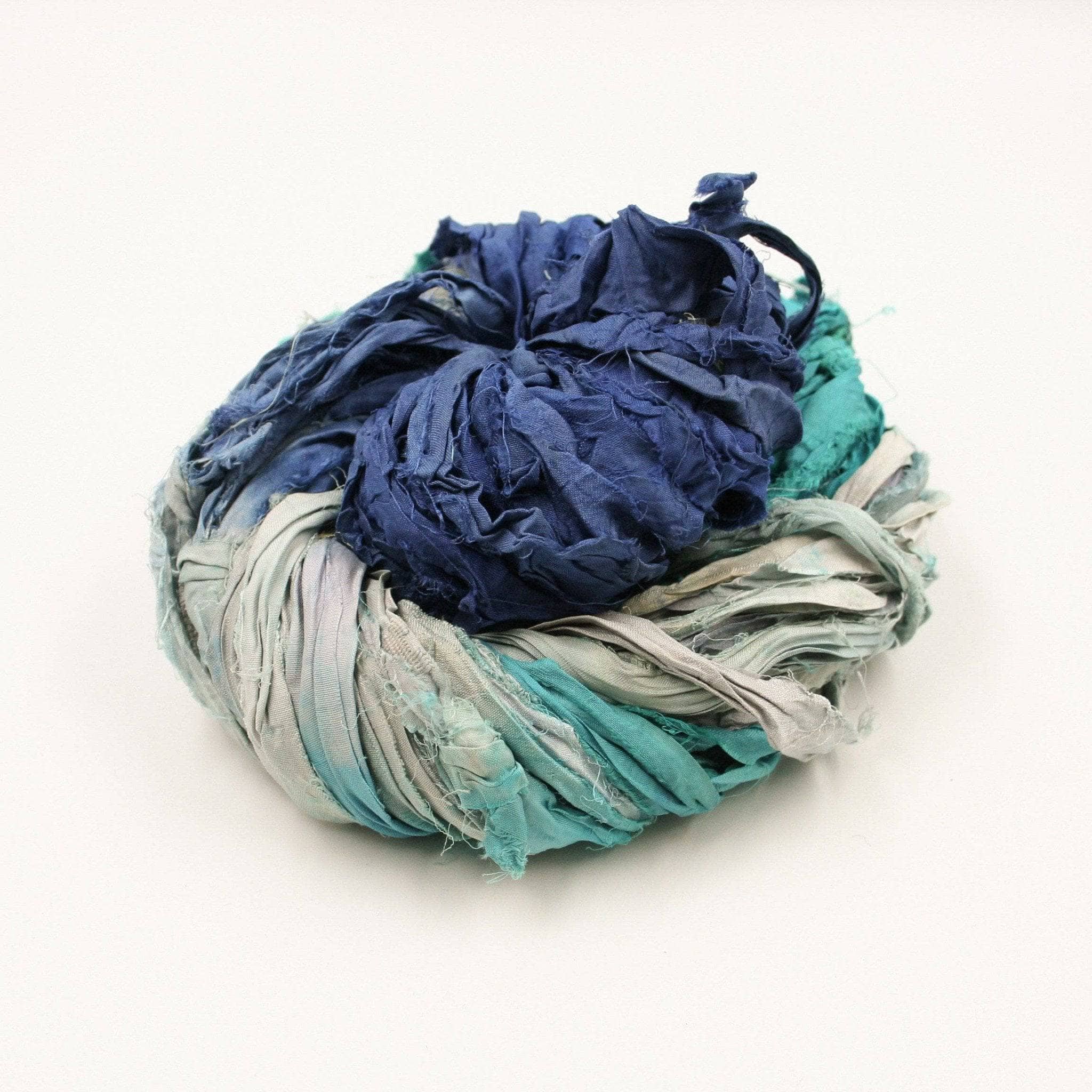 Darn Good Yarn Bobble Gem Crochet Basket Kit — detail shot 7