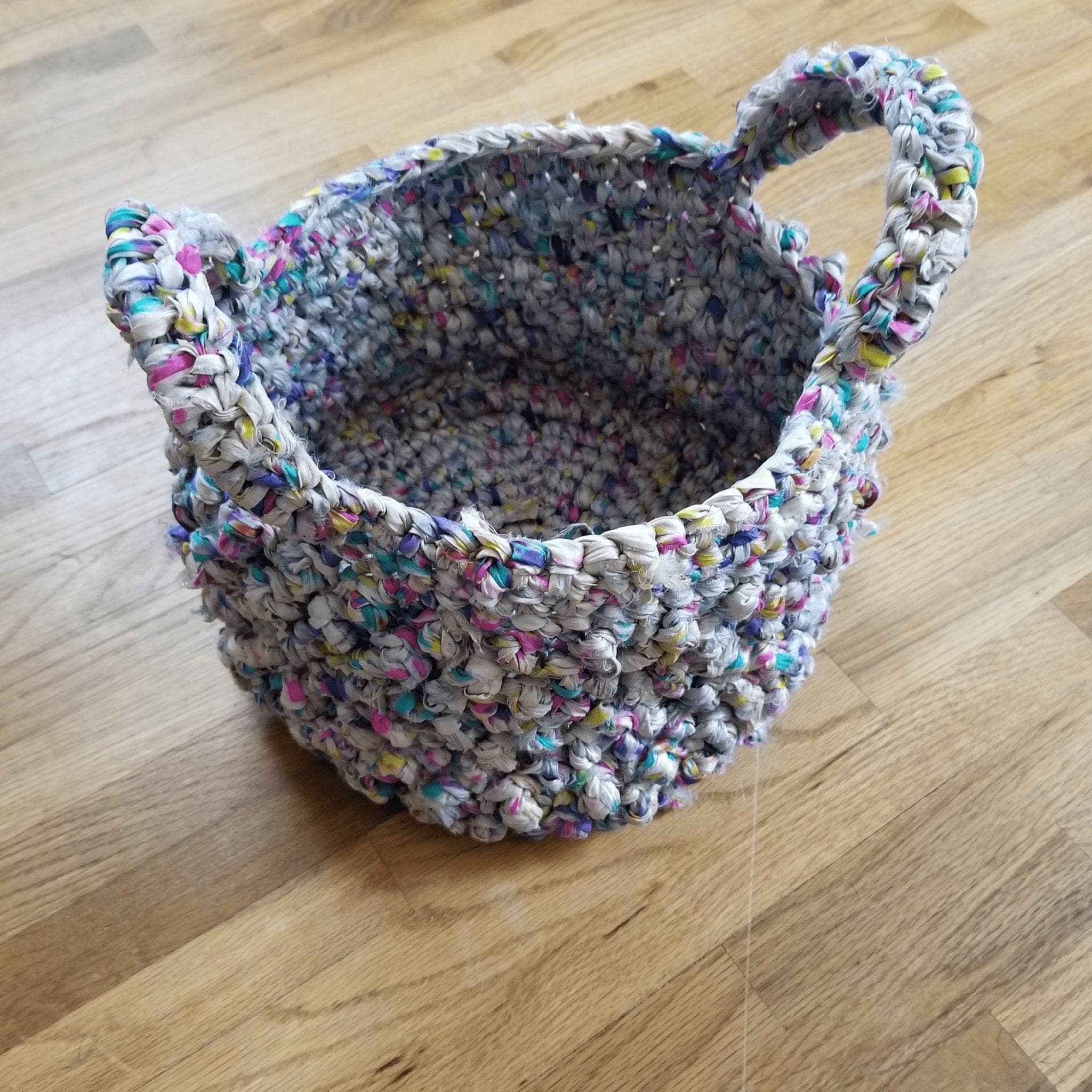 Darn Good Yarn Bobble Gem Crochet Basket Kit — main product shot