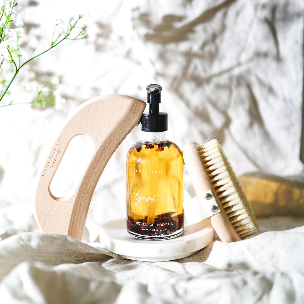 Pretty farm girl Body Care Lymphatic Routine Kit — detail close-up
