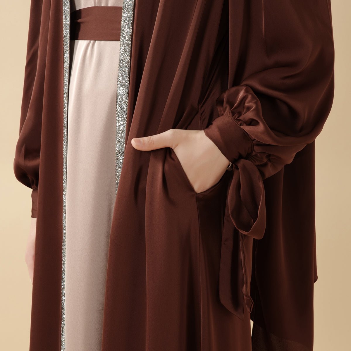 Mariam's Collection Bow Tie Sleeve Abaya Set With Long-sleeve Inner Dress (MOA026) — feature highlight