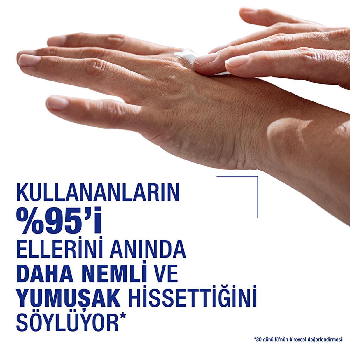 Neutrogena Norwegian Formula Quick Absorbing Hand Cream - Non-Greasy, Moisturizing Hand Moisturizer for Dry Hands