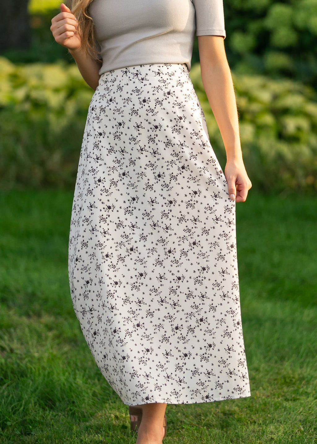 Inherit Co. Braylyn Brown Floral Midi Skirt — side view