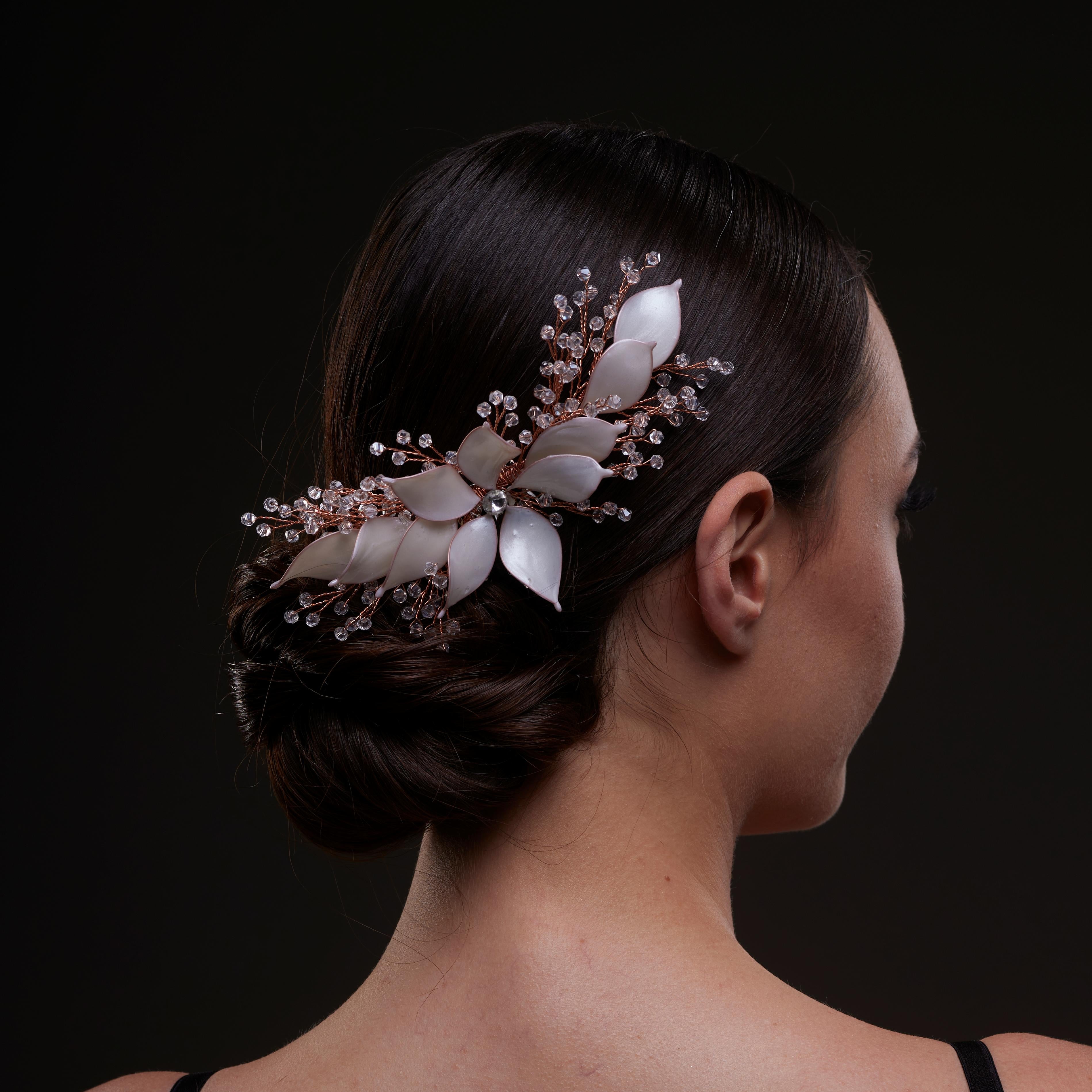 Handcrafted Rose Gold Bridal Hair Comb with Crystal Beads and Silver-Plated Wire - Elegant Wedding Hair Accessories for Bride