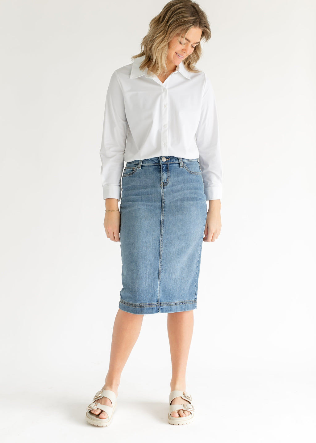 Inherit Co. Bryn Light Wash Denim Midi Skirt — alternative angle
