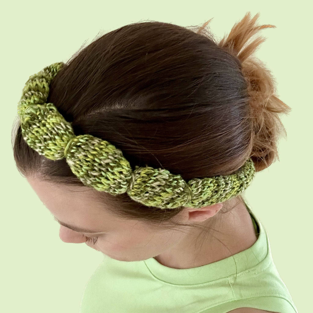 Darn Good Yarn Darn Good Yarn Bubble Band Headband Knit Kit — main product shot