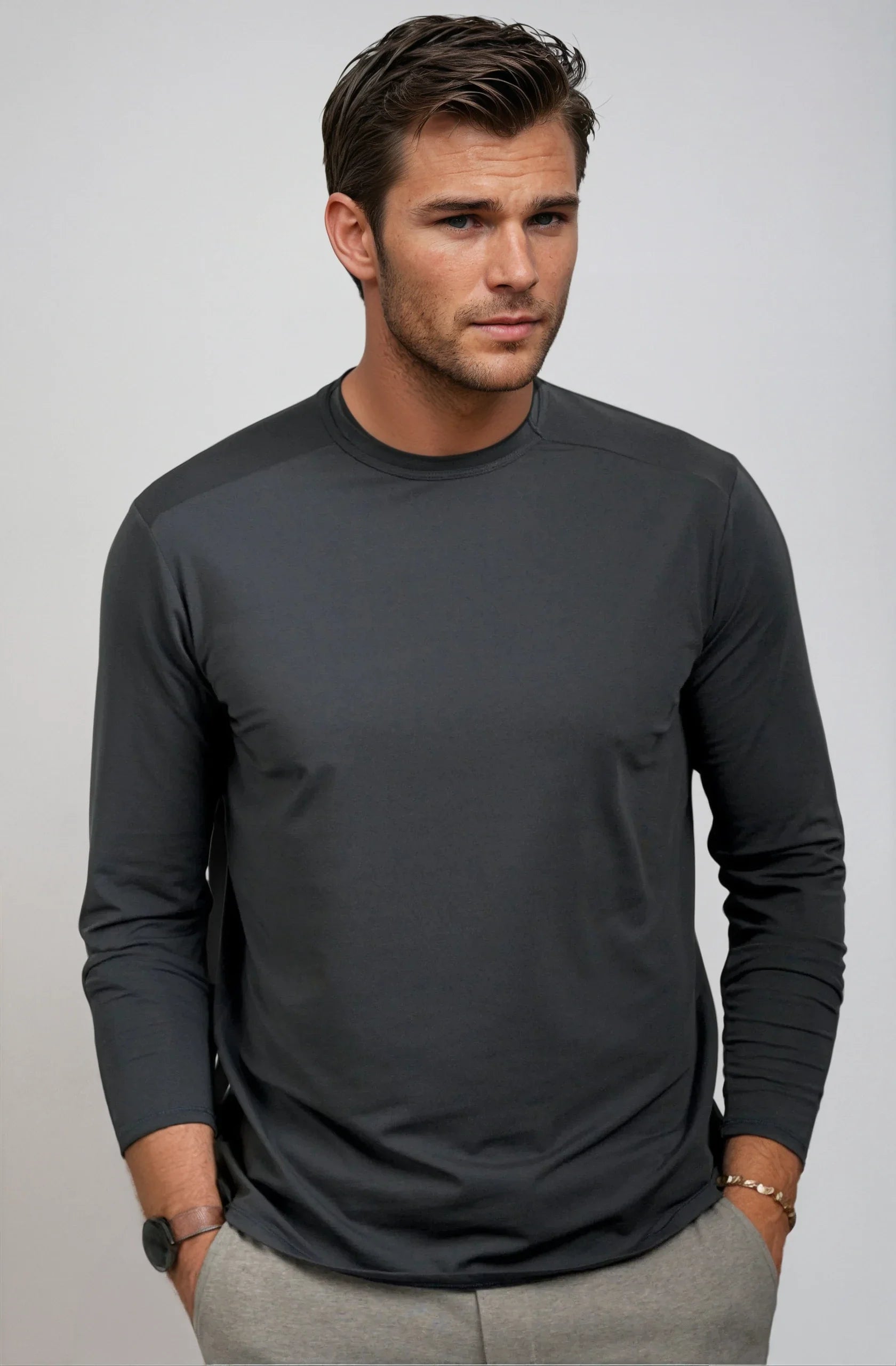 Buki Buki Cinqo Long Sleeve Tech Tee - Blue Night — main product shot