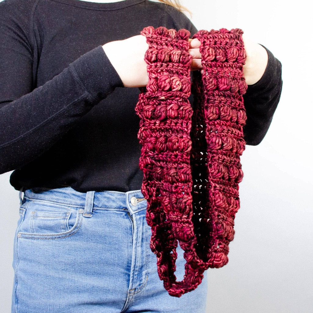 Darn Good Yarn Darn Good Yarn Burst My Bobble Infinity Scarf Crochet Kit — main product shot
