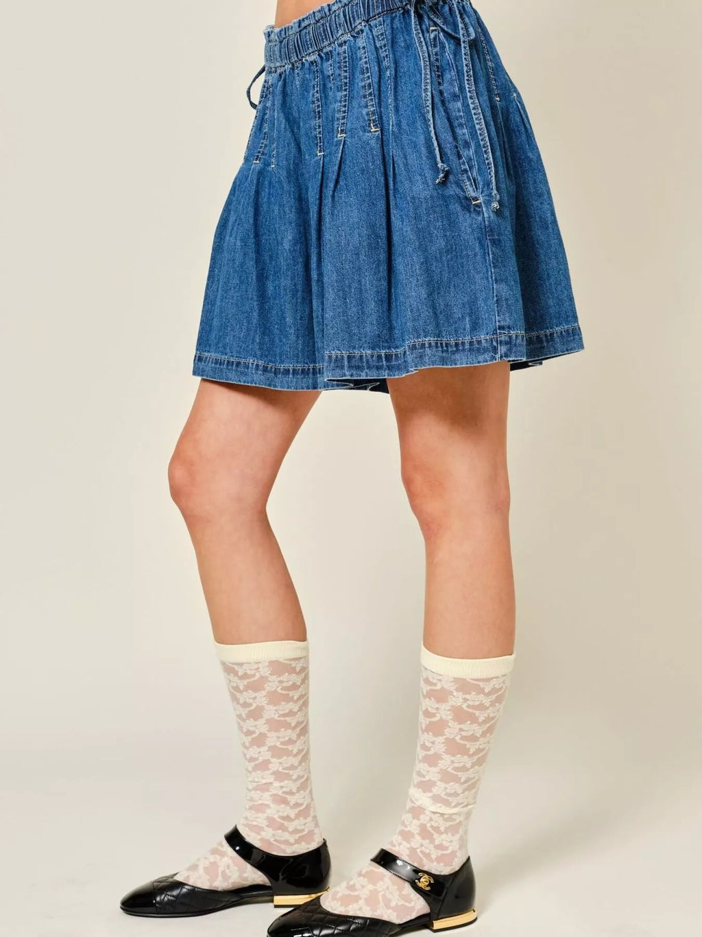 Pleated Elastic Waist Denim Shorts