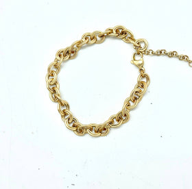 Bracelet Electroplated Circle 14k Gold Plated 7” with 2” ext.