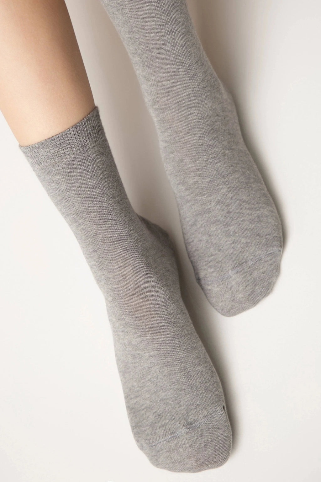TheRanok.com Conte Cotton Women's Classic 3Dsocks — in-use photo