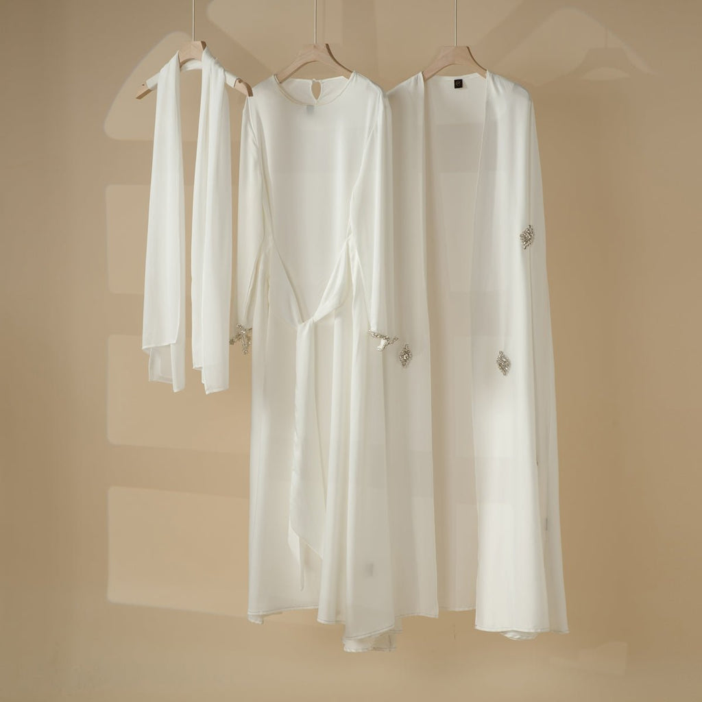 Mariam's Collection Cape Abaya, Haute Couture Heavy Rhinestone Abaya (MOA067) — alternative angle
