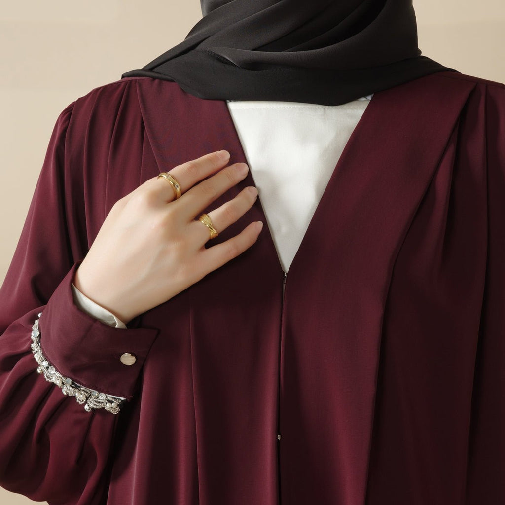 Mariam's Collection Mariam's Collection Cardigan Abaya, Western Style Abaya (MOA061) — detail close-up