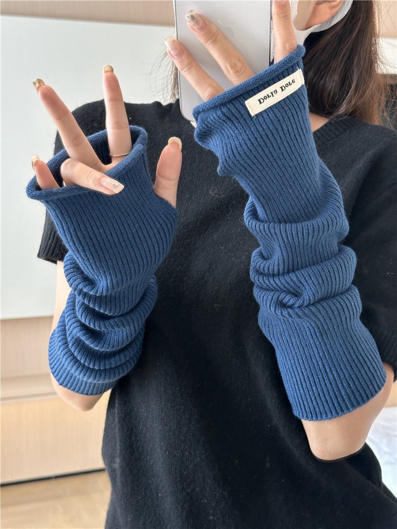 Mariam's Collection ‌Cascading Knit Sleeve Covers Cozy Elegance for Layered Style (MAC312) — detail shot 10