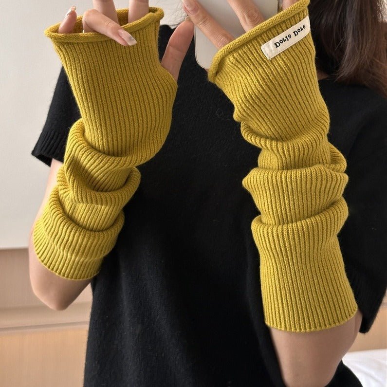 Mariam's Collection ‌Cascading Knit Sleeve Covers Cozy Elegance for Layered Style (MAC312) — Mariam's Collection branding close-up