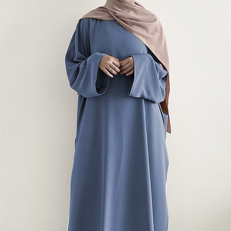 Mariam's Collection Casual Fashion Slit Abaya (MA063) — Mariam's Collection branding close-up