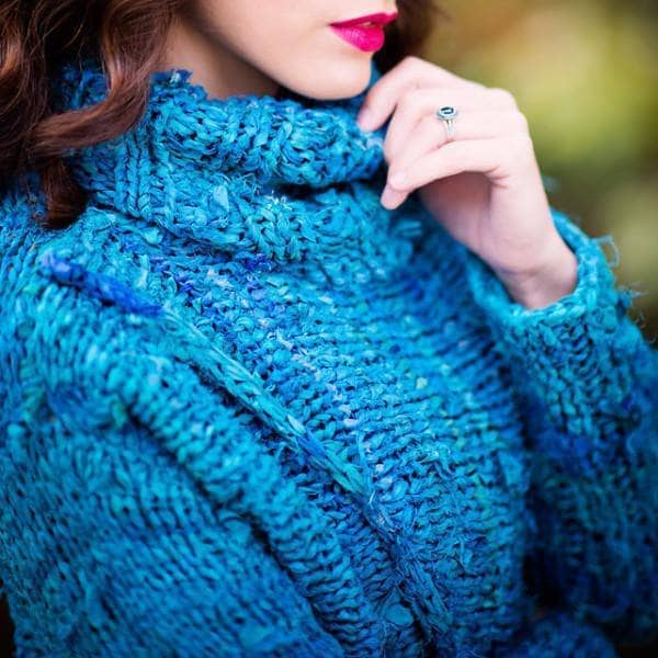 Darn Good Yarn Darn Good Yarn Catwalk Sweater Knitting Kit — construction detail