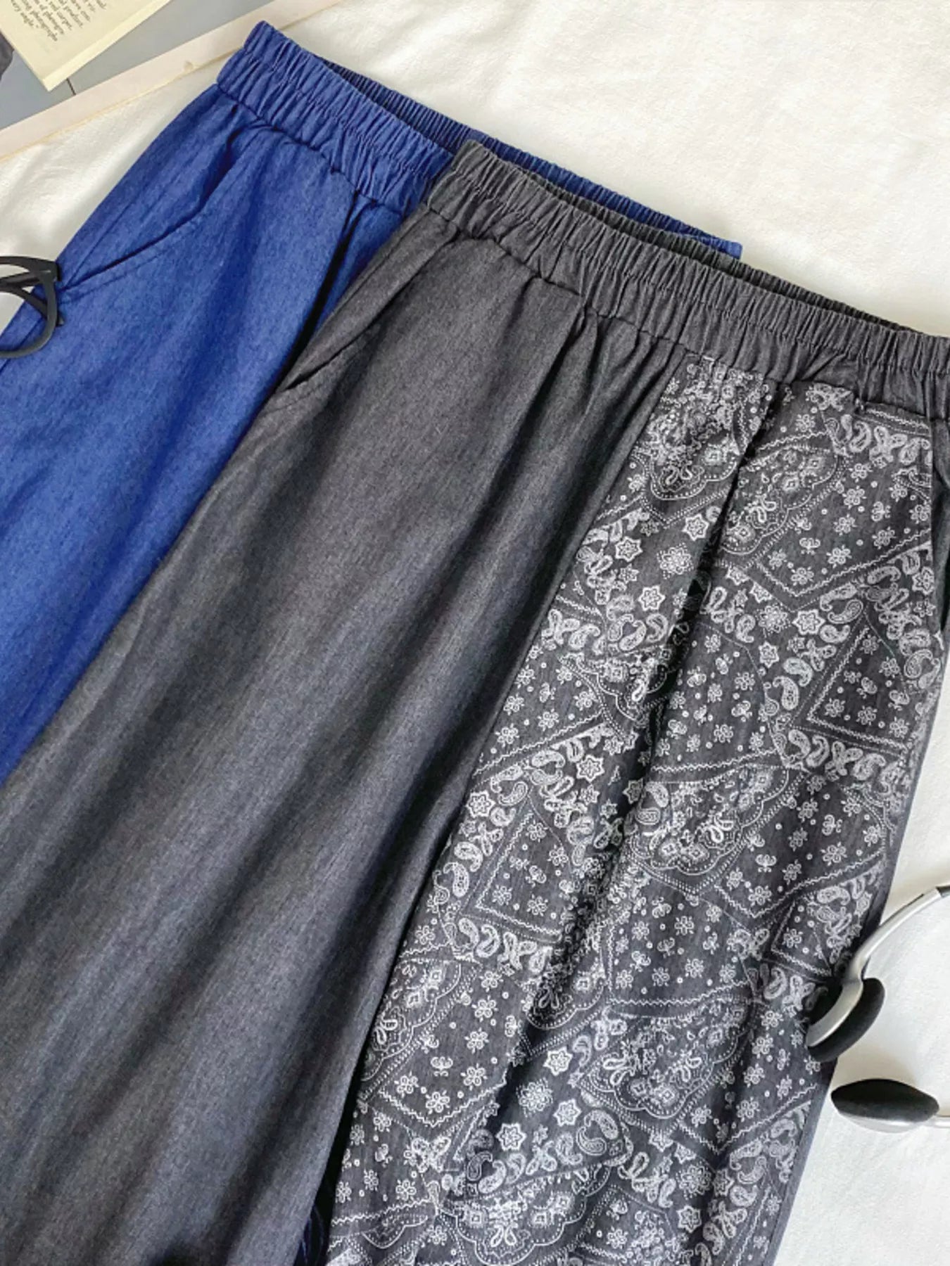Elastic Waist Printed Jeans