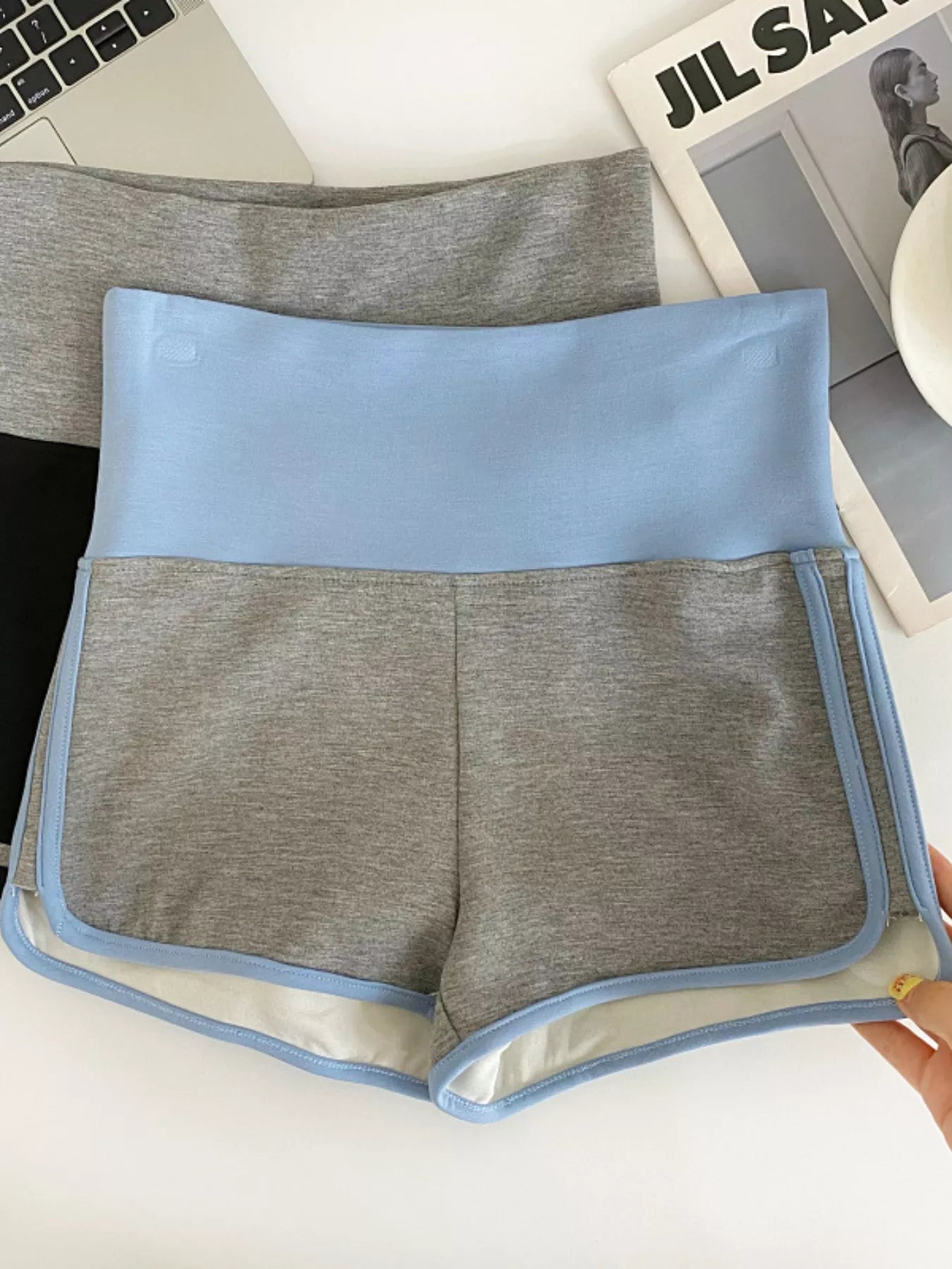 High Waist Contrast Trim Shorts