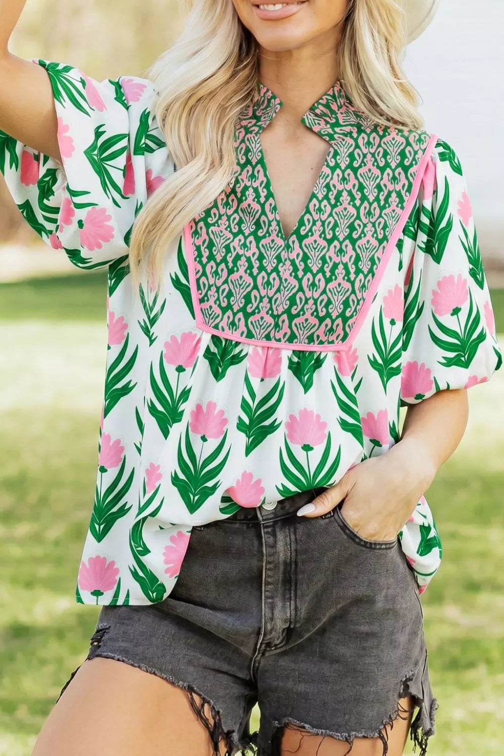 Multicolour Floral Print Puff Sleeve Contrast Bordered V Neck Blouse