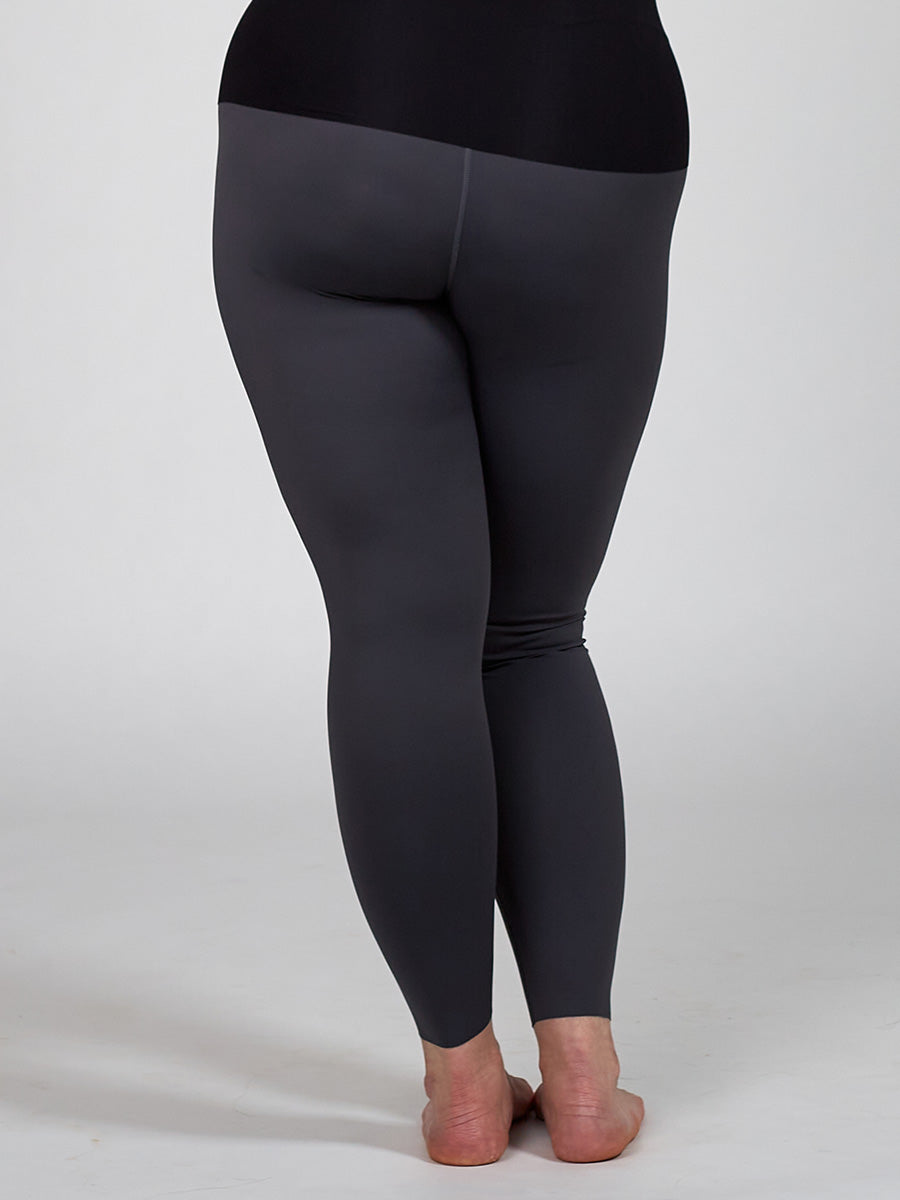 The Only Bra The Only Leggings — detail shot 9
