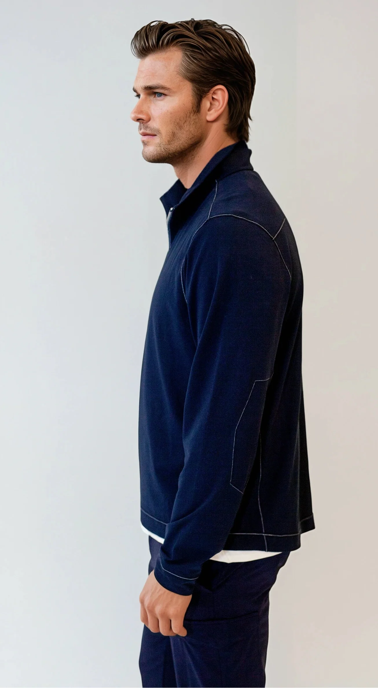 Buki Buki Cinqo Travel Half Zip - Navy — lifestyle context