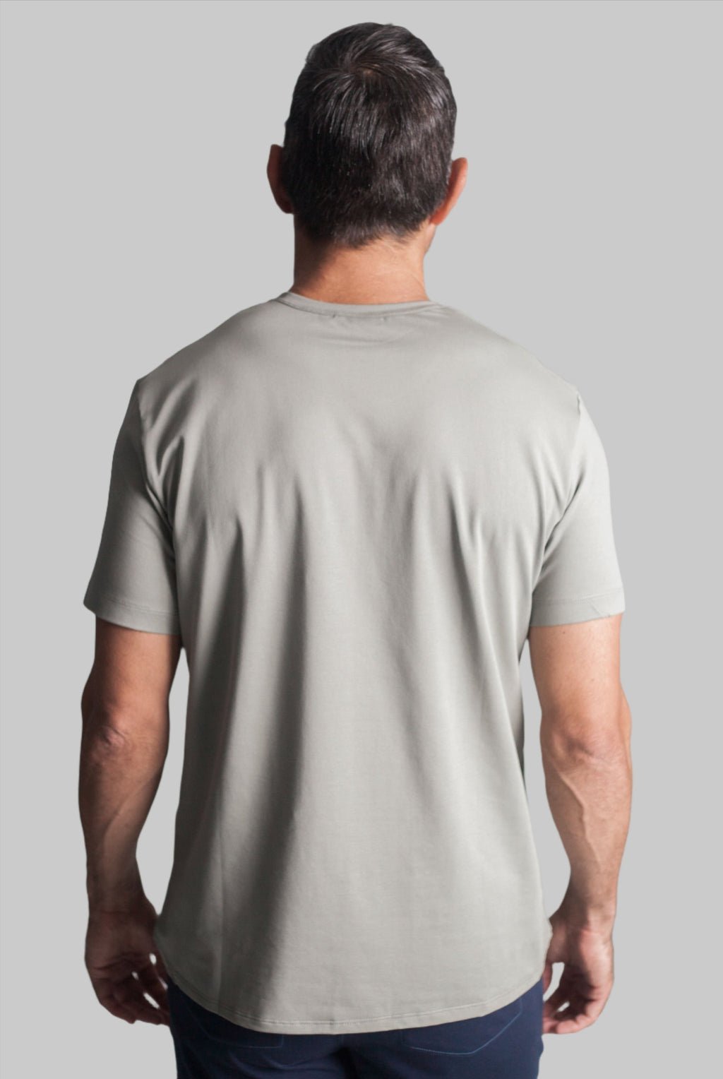 Buki Buki Cinqo Tech Tee - Vetiver — lifestyle context