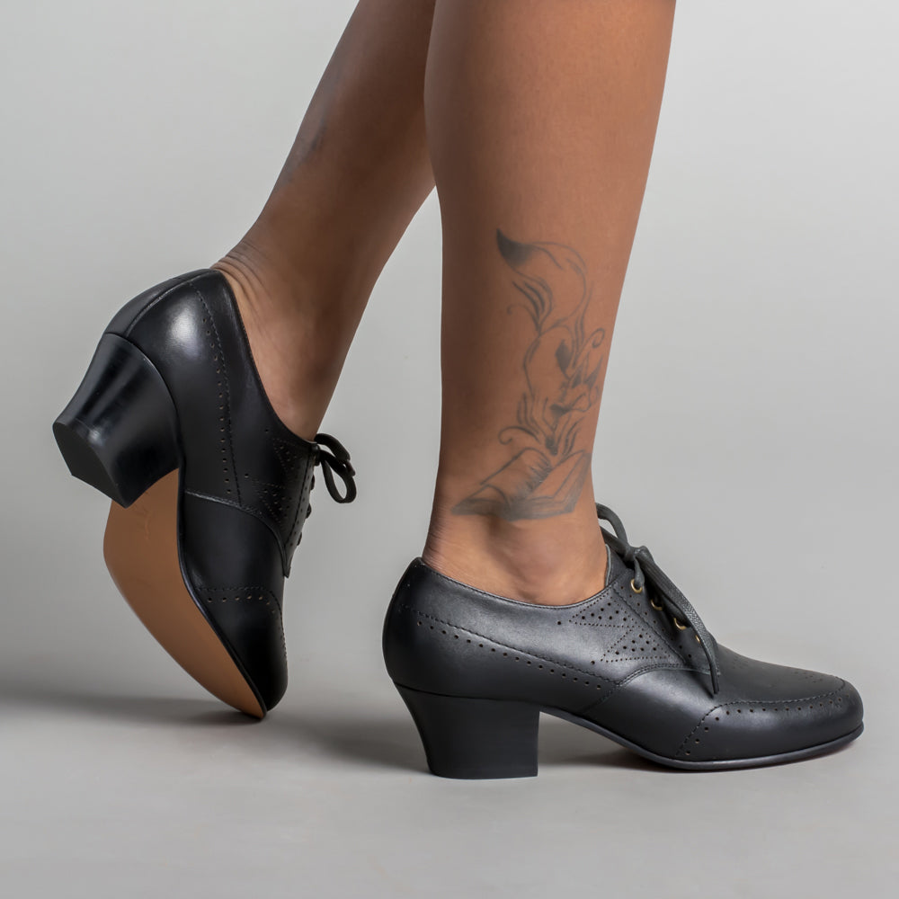 American Duchess Claire 1940s Oxfords (Black) — lifestyle context
