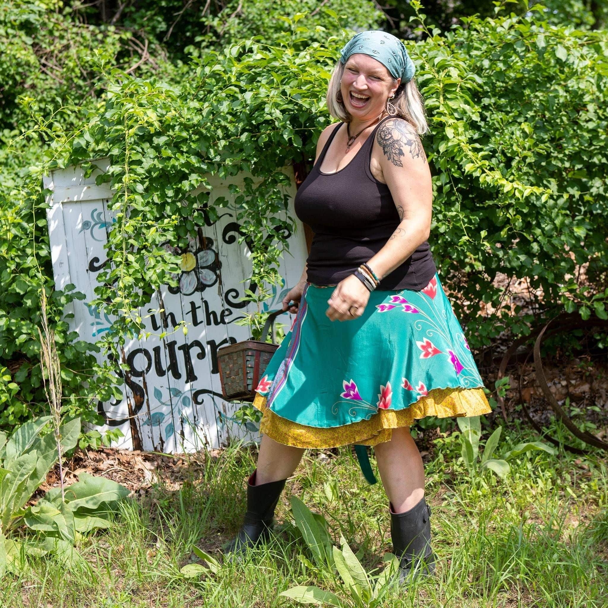 Darn Good Yarn Knee-Length: "Mini" Sari Wrap Skirts — alternative angle