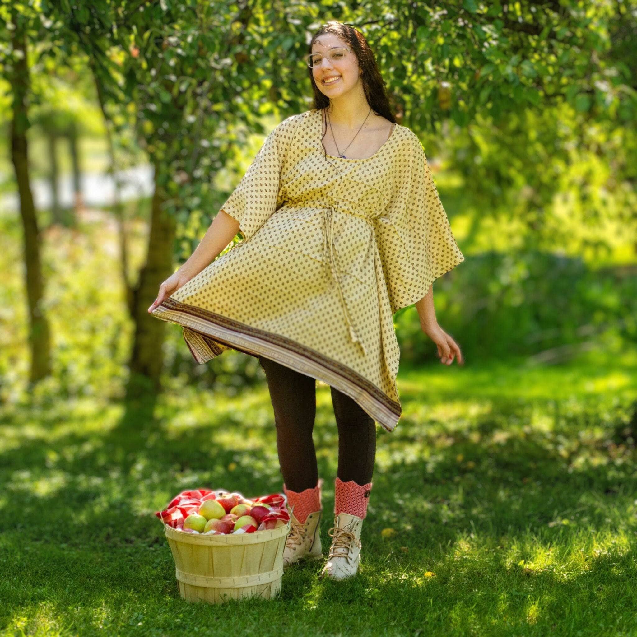 Darn Good Yarn Surplus Aanya Adjustable Short Kaftan — main product shot