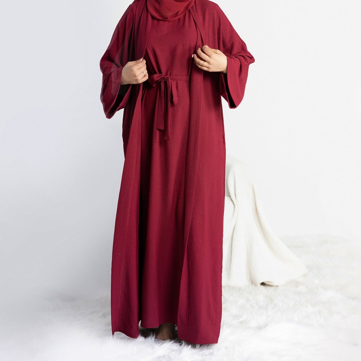 Mariam's Collection Crepe Pocket Open Abaya 3-Piece Set (MA002) — detail shot 6