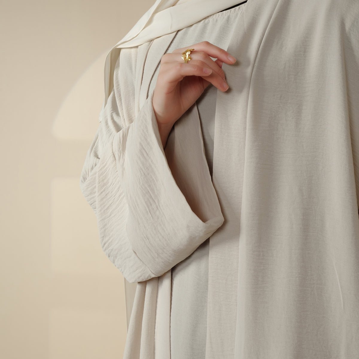 Mariam's Collection Crepe Pocket Open Abaya 3-Piece Set (MA002) — back view