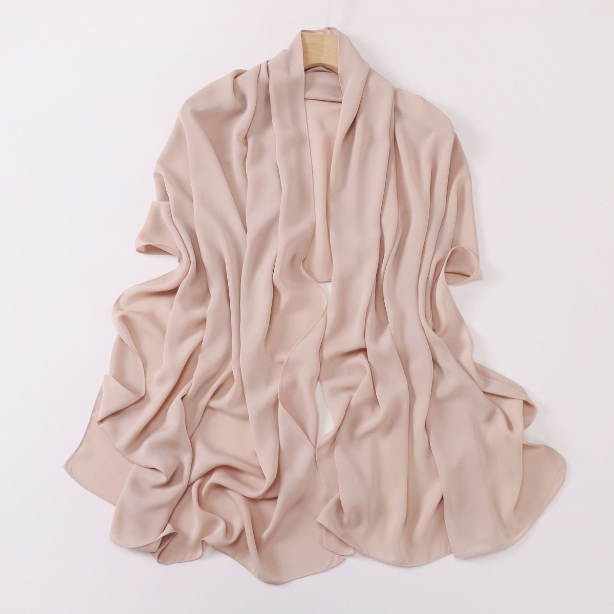 Mariam's Collection Crinkle-Resistant Long Hijab Silk-Like Hijab (MH154) — detail shot 9