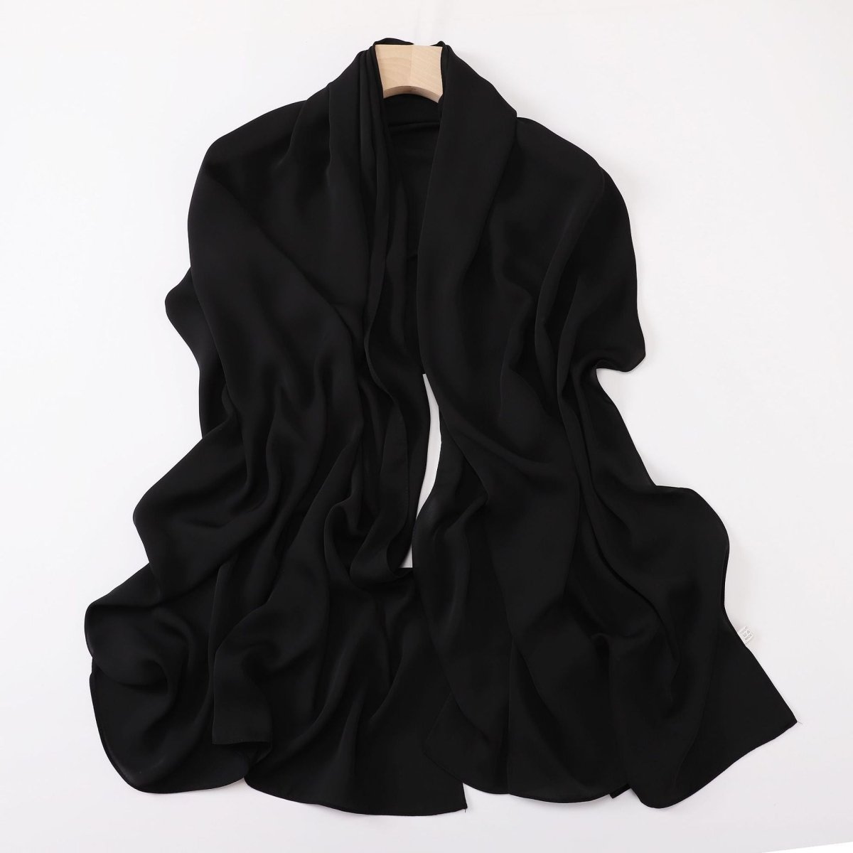 Mariam's Collection Crinkle-Resistant Long Hijab Silk-Like Hijab (MH154) — construction detail