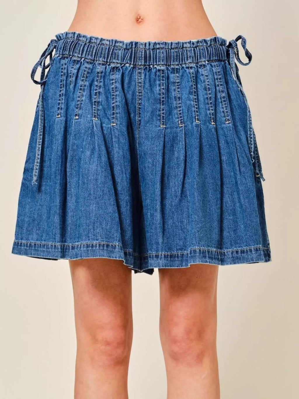 Pleated Elastic Waist Denim Shorts