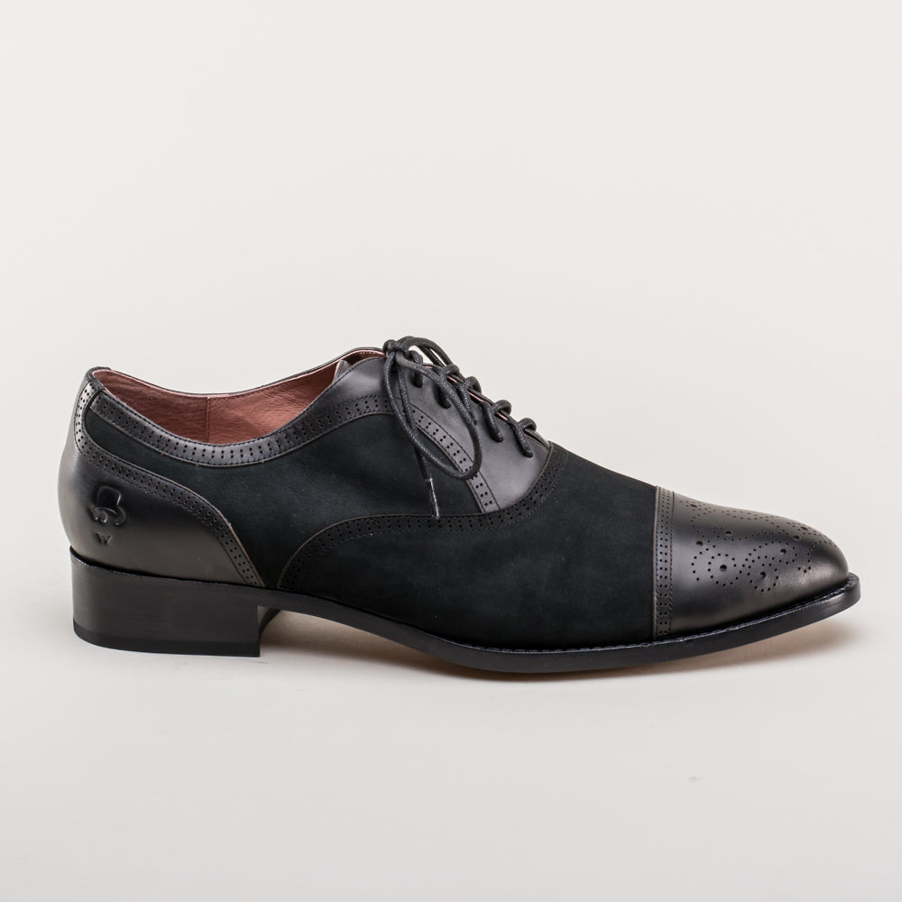 American Duchess Dandy Men's Vintage Cap Toe Oxfords (Black) — lifestyle context