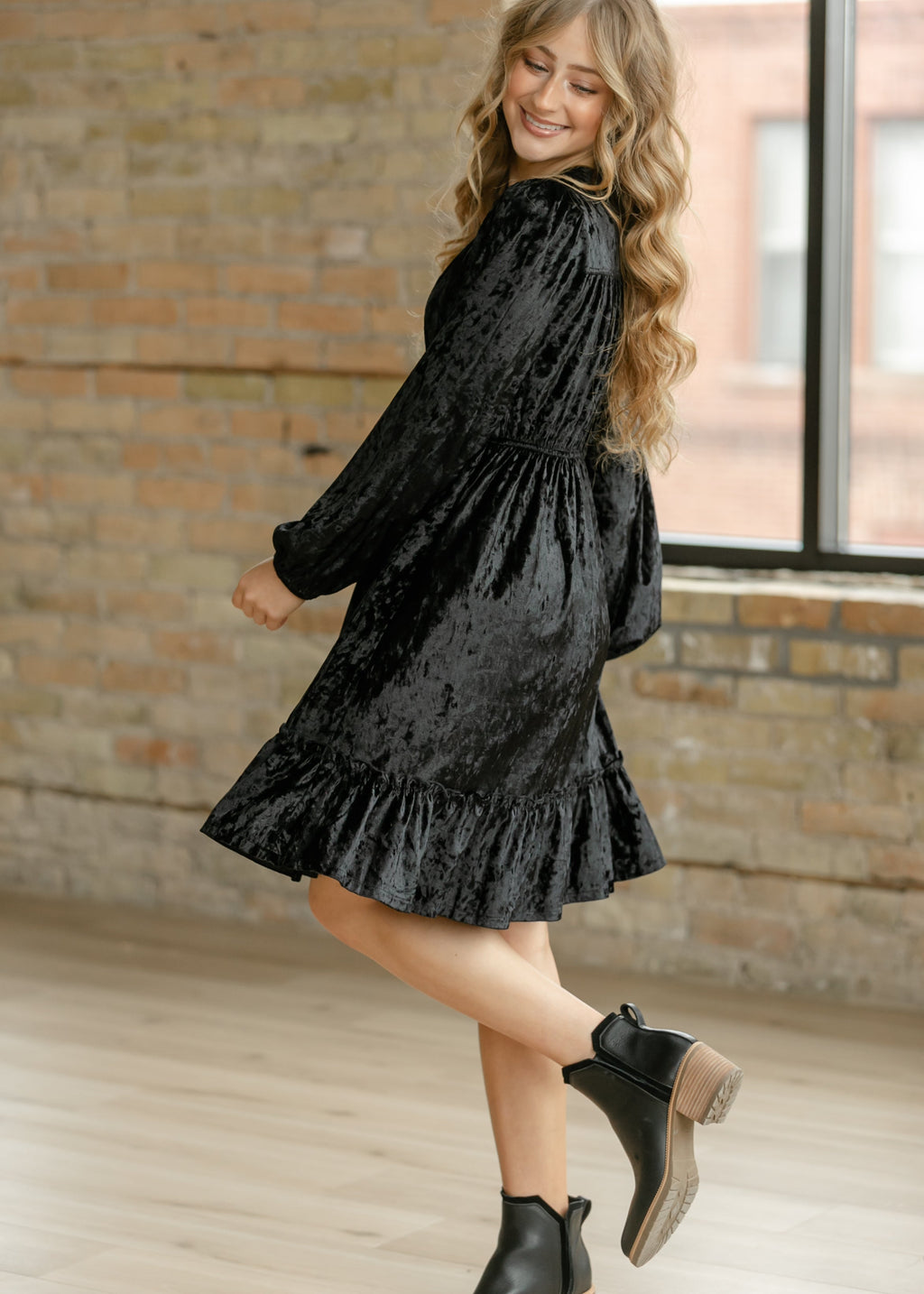 Inherit Co. Diana Velvet Midi Dress - FINAL SALE — alternative angle