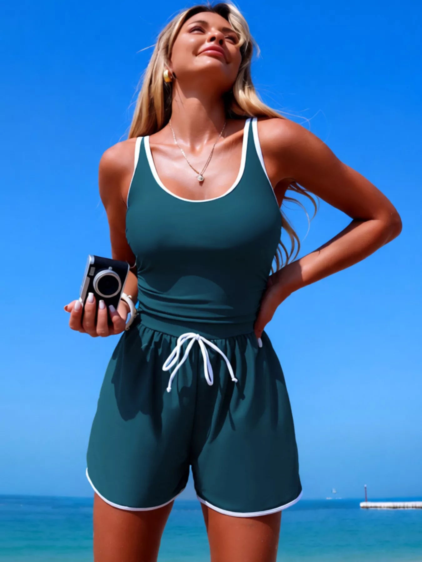 Contrast Trim Scoop Neck One-Piece Swimsuit
