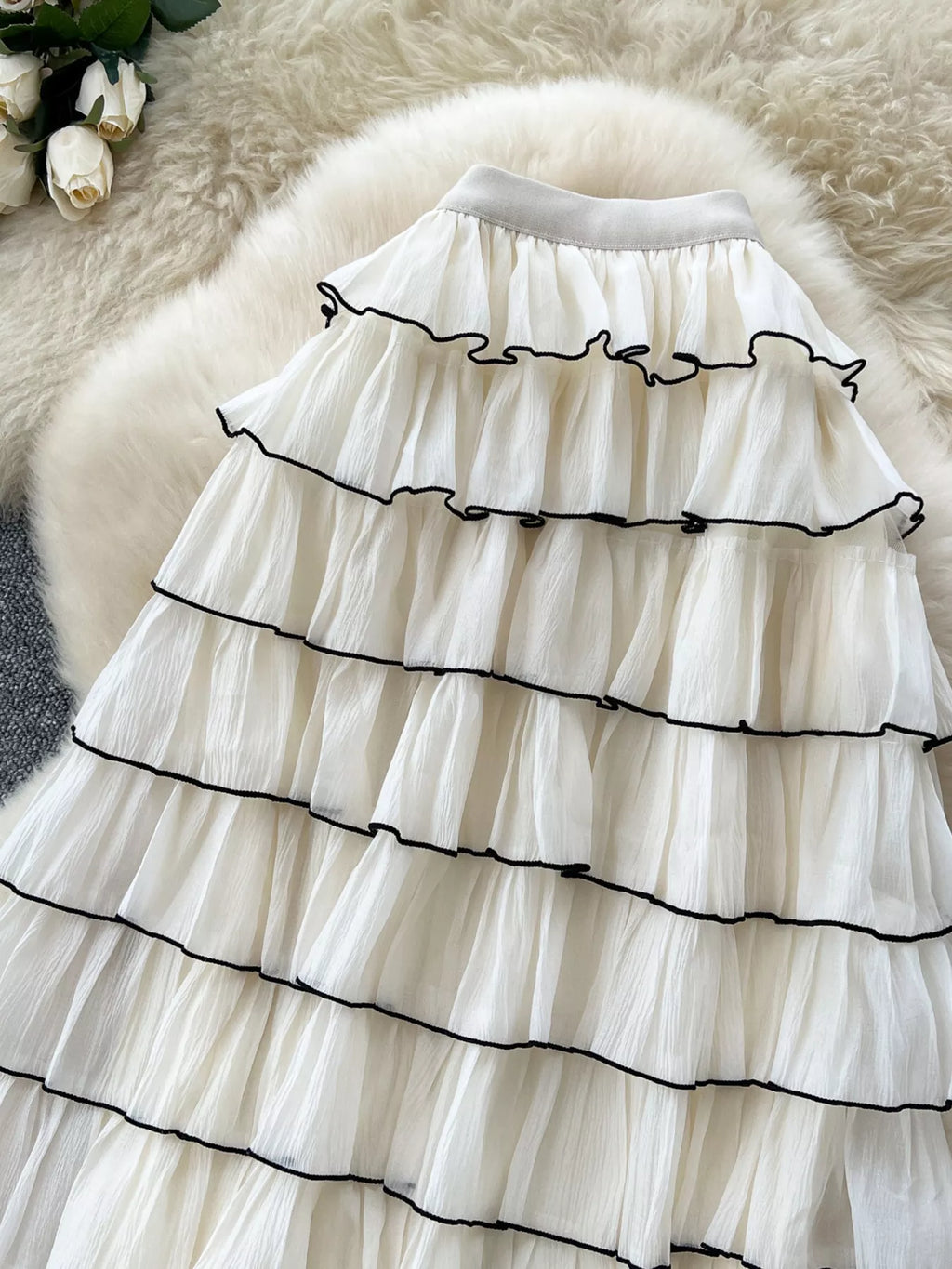 Ruffled Contrast Trim Skirt