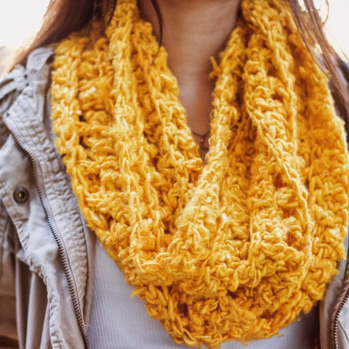 Darn Good Yarn Darn Good Yarn Elderidge Ribbed Banana Cowl Crochet Kit — kits category context