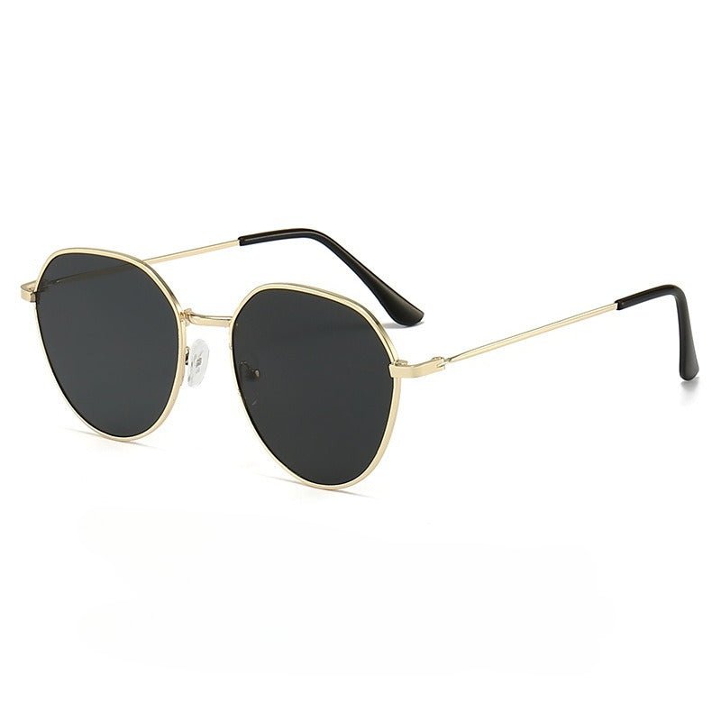 Mariam's Collection Elegant Retro Sunglasses for Women Classic with Gradient Lenses (MAC264) — detail shot 8