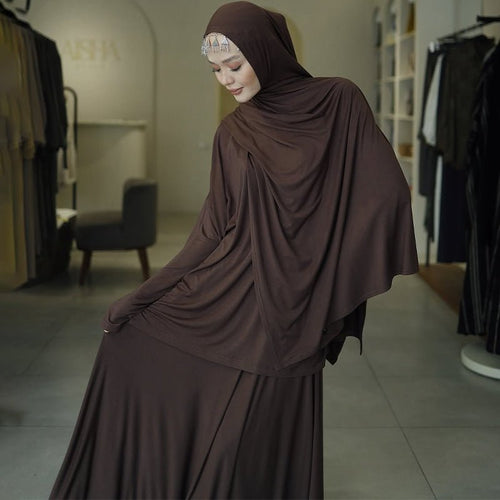 Elegant Solid Color Two-Piece Set | Side Slit Long Sleeve Top &  Pleated Skirt(MS135)