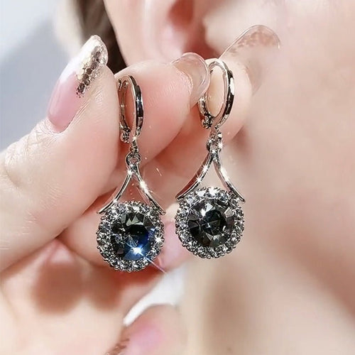 Elegant Sparkling Dangle  Rhinestone Earrings (MAC324)