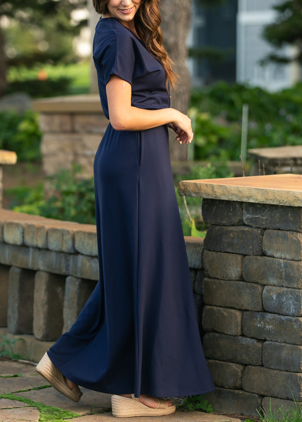 Inherit Co. Ella Navy Cinched Waist Maxi Dress — color detail
