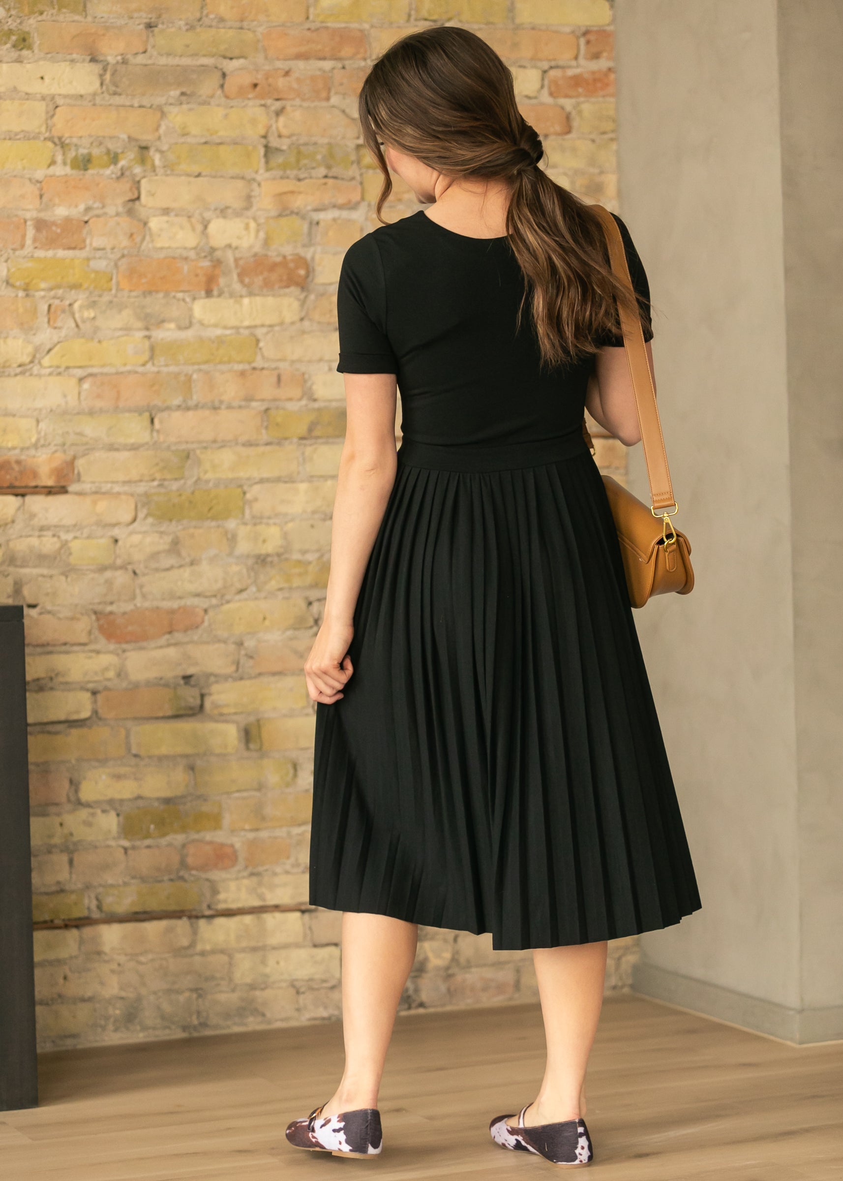 Inherit Co. Emersyn Black Pleated Midi Dress — size reference