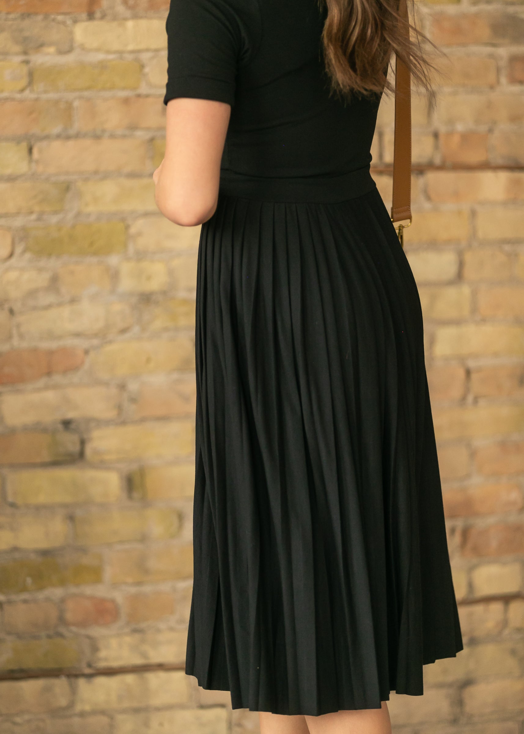 Inherit Co. Emersyn Black Pleated Midi Dress — color detail
