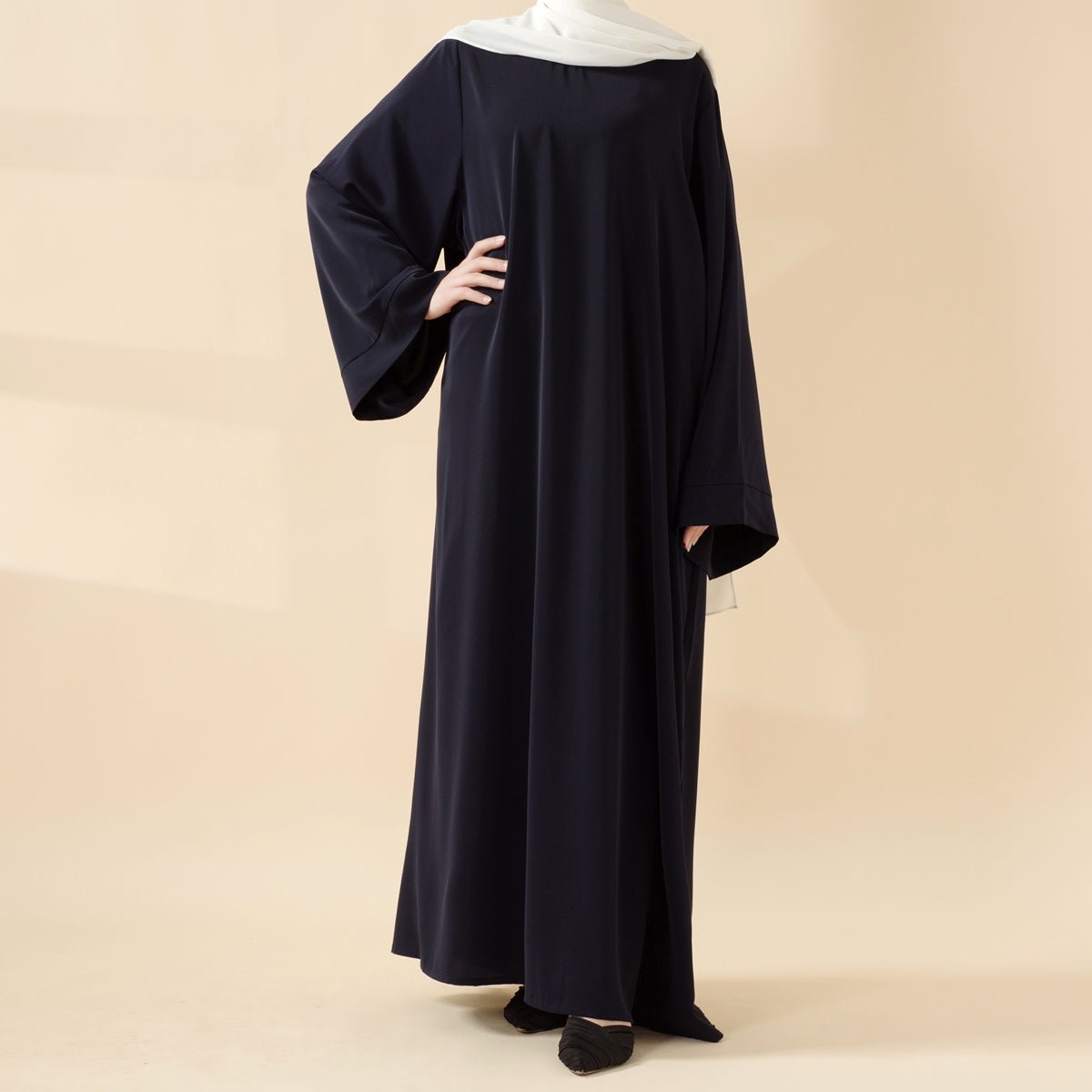 Mariam's Collection Essential Premium Loose Fit Abaya 2-Piece Set with Versatile Pockets (MA120) — detail shot 6