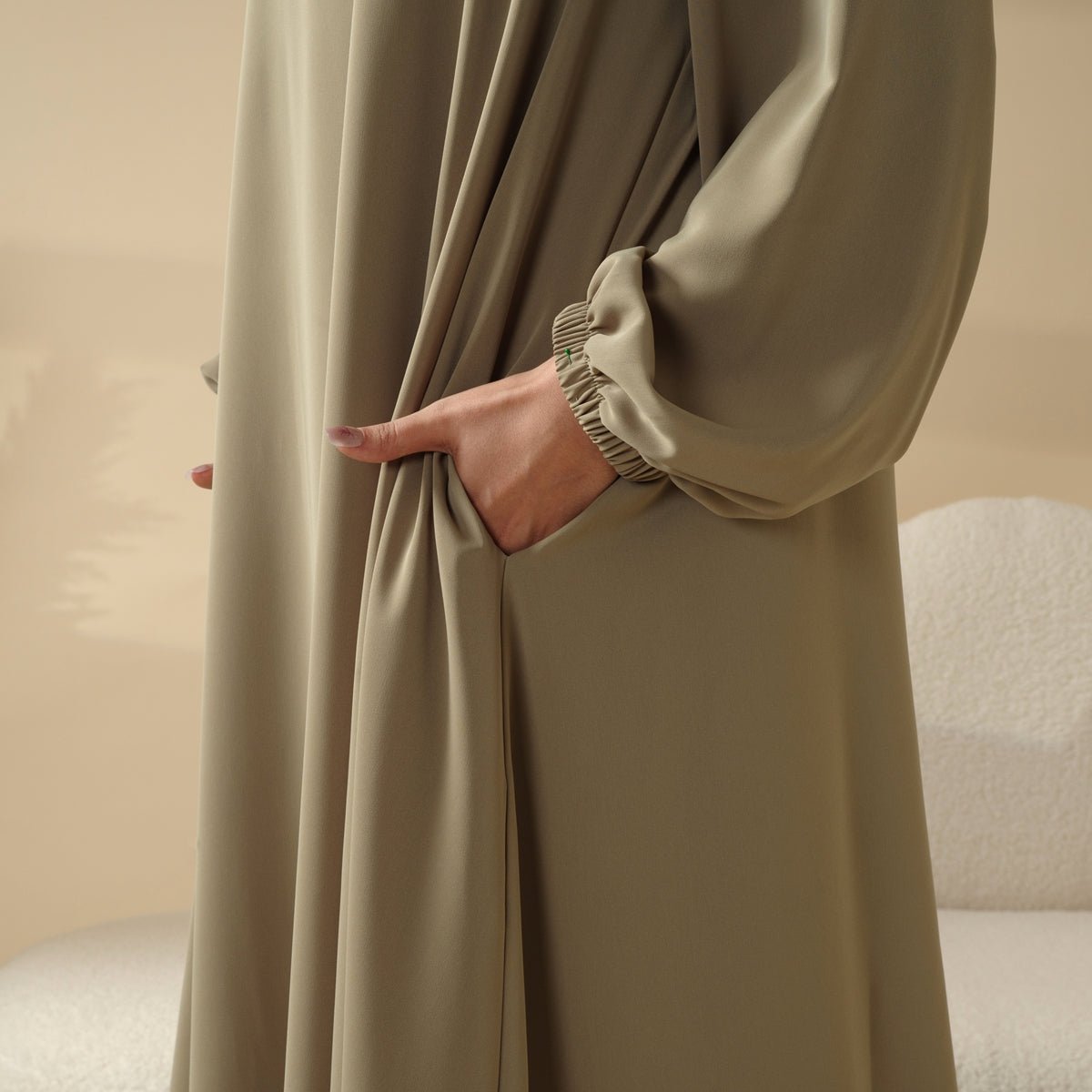 Mariam's Collection Essential Premium Versatile Pockets Umbrella Cut Abaya (MA113) — detail shot 8