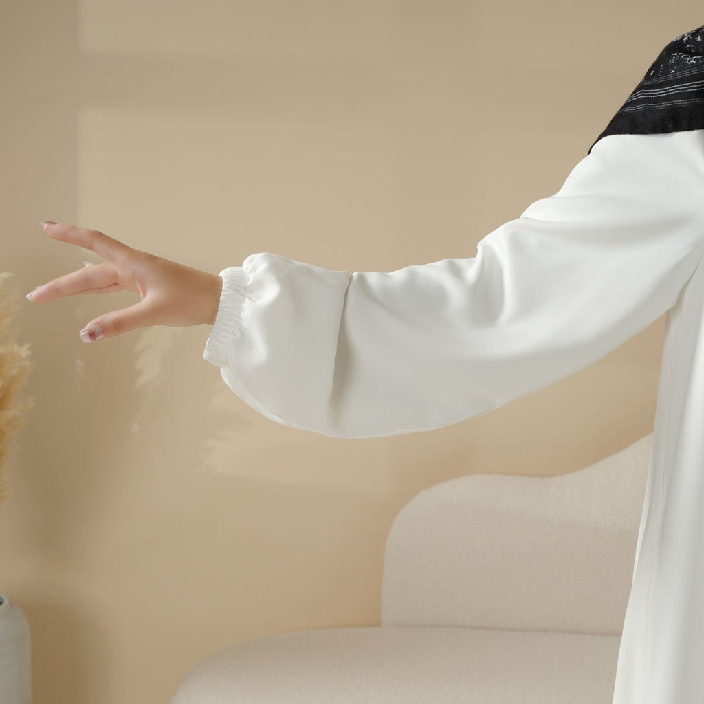 Mariam's Collection Essential Premium Versatile Pockets Umbrella Cut Abaya (MA113) — fabric or material detail