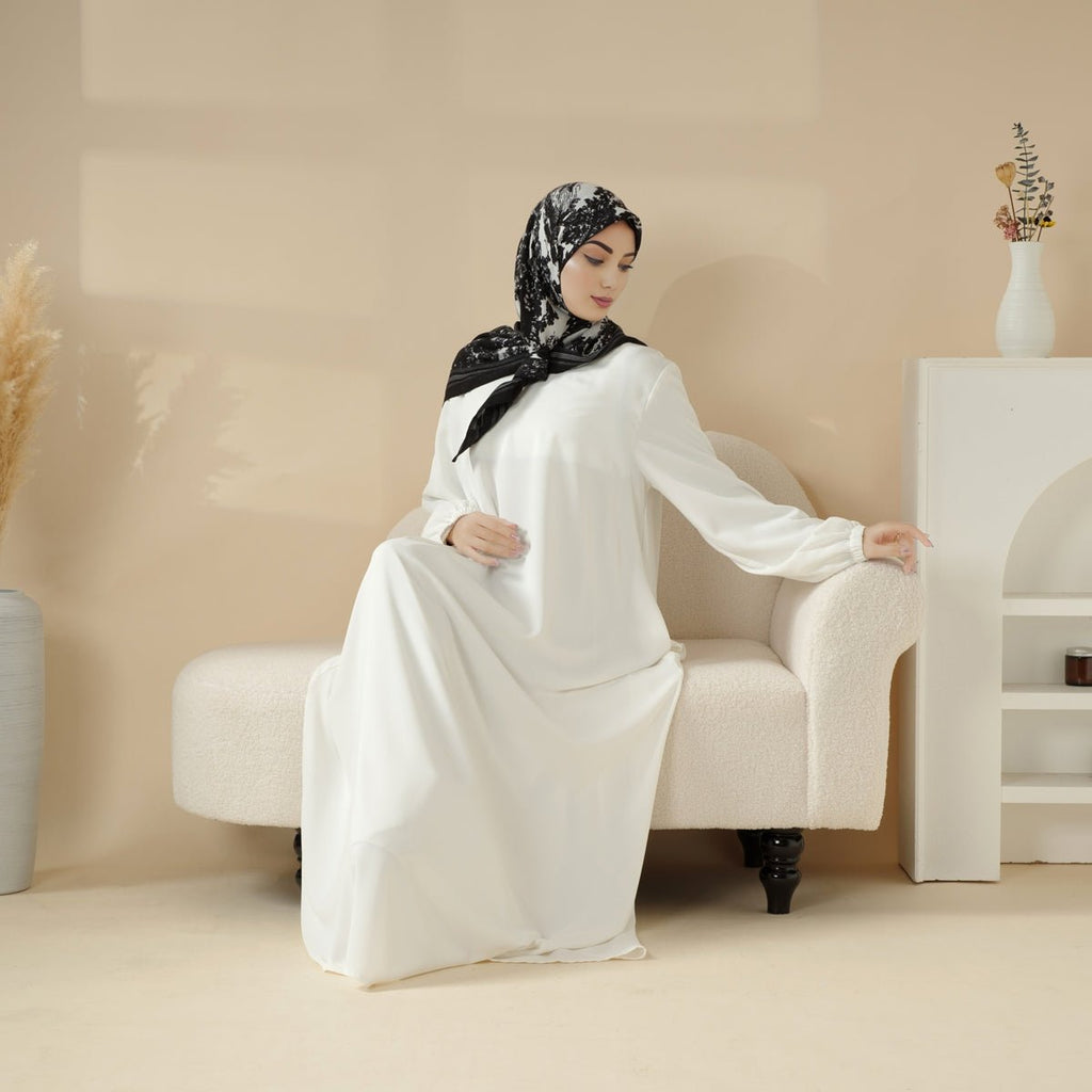 Mariam's Collection Essential Premium Versatile Pockets Umbrella Cut Abaya (MA113) — comparison shot
