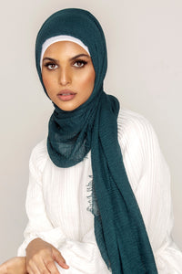 Everyday Crinkle Hijab - Deep Ocean Veiled Collection 